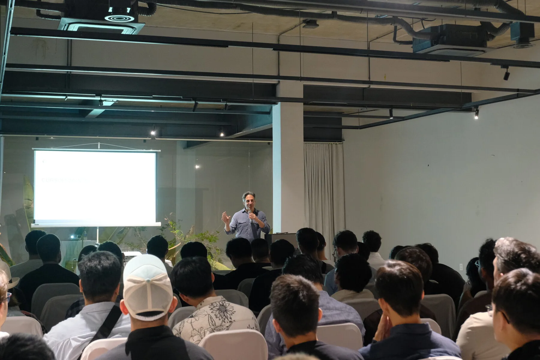 Cursor Da Nang Meetup — photo 8