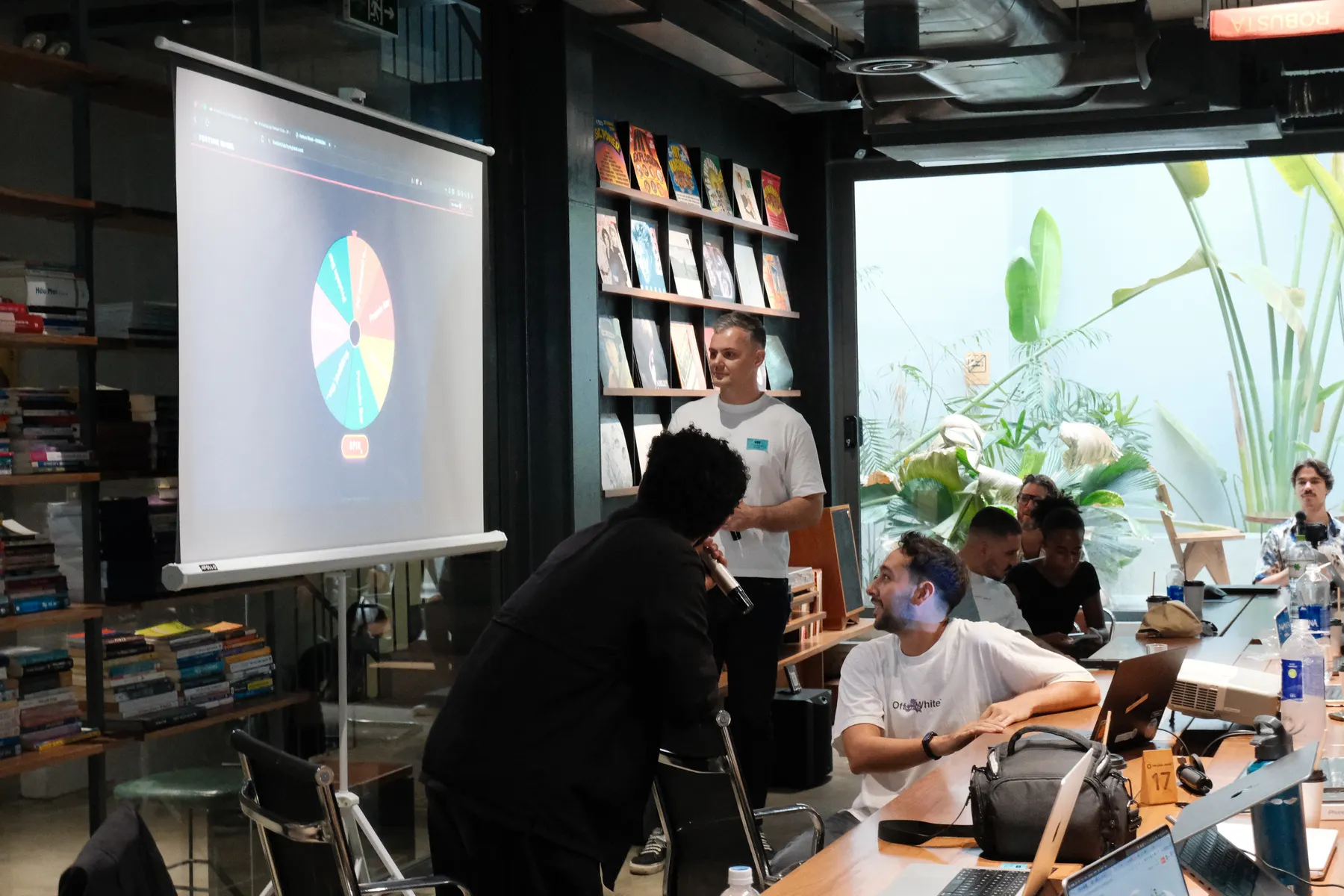Frontier Club AI Meetup #2 — photo 27