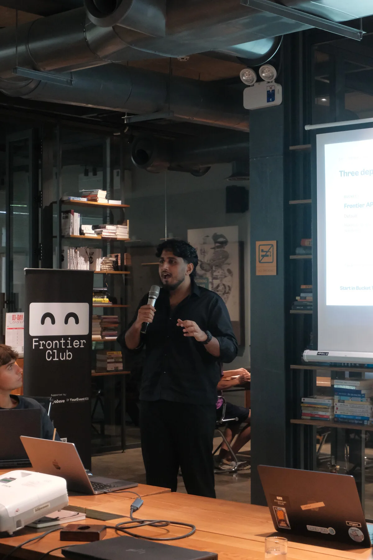 Frontier Club AI Meetup #3 — photo 66