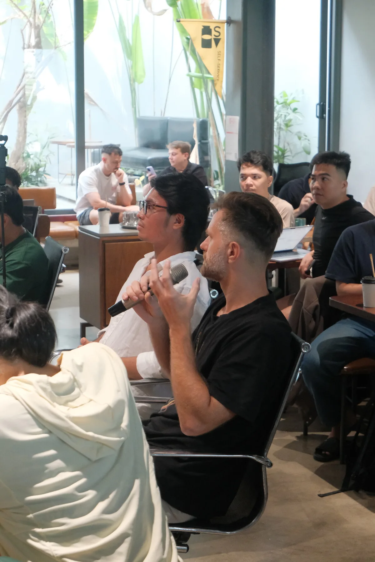 Frontier Club AI Meetup #3 — photo 43