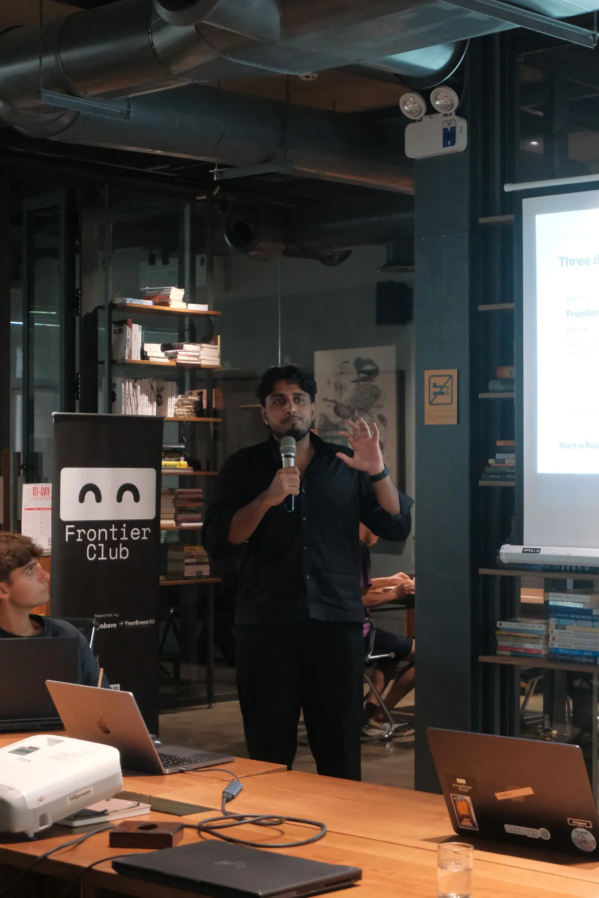 Frontier Club AI Meetup #3 — photo 34